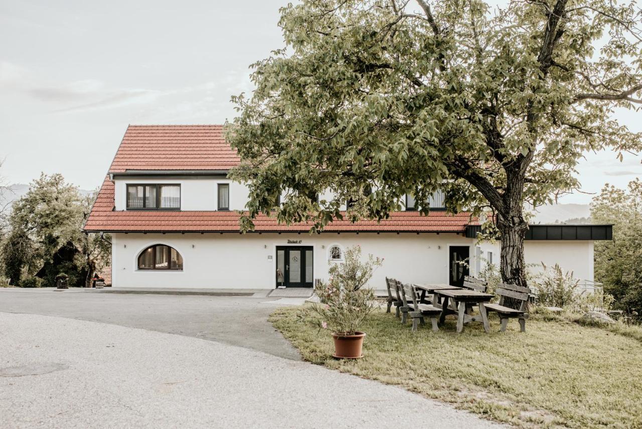 Weingut - Gästezimmer Resch Ludwig vlg. Powoden Leutschach Exterior foto